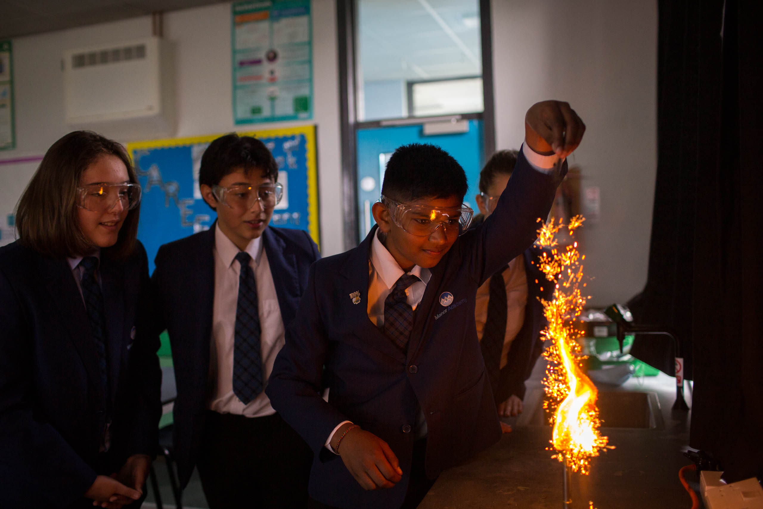 year-11-online-sessions-schedule-the-manor-academy